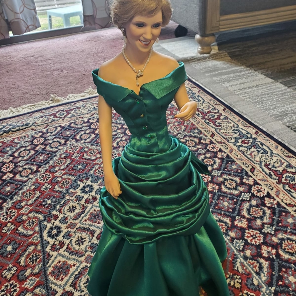 Princess Diana Antique Doll